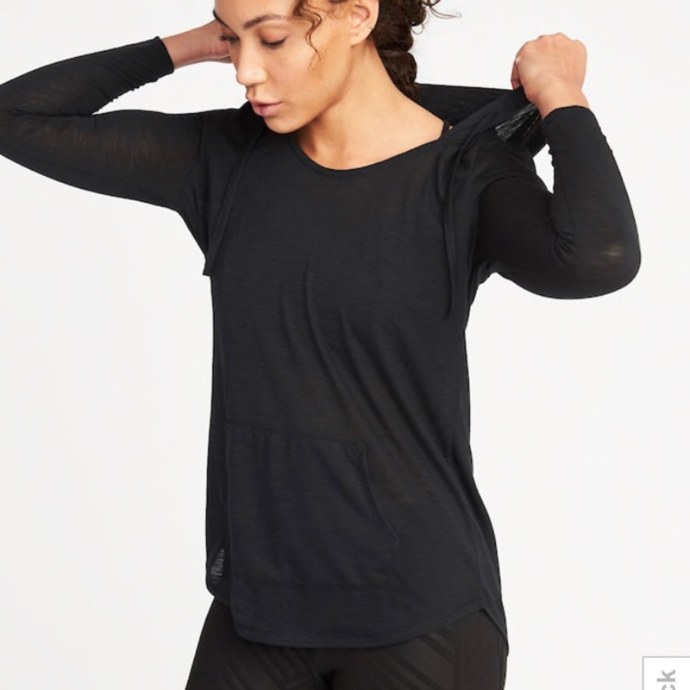 Old Navy NWOT black lightweight hooded pullover